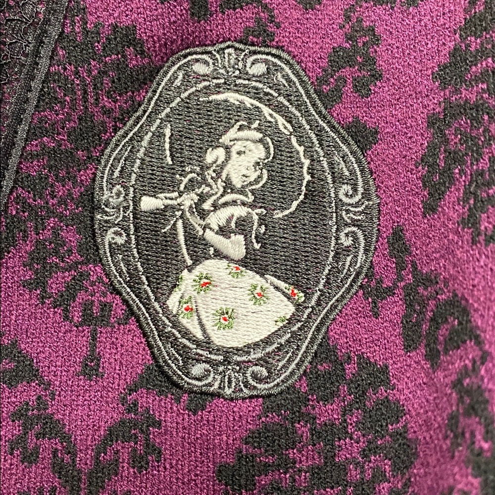 Her Universe Exclusive Disney Haunted Mansion Sally Slater Bolero Shrug - Picture 3 of 11